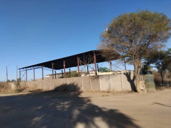 Commercial & Industrial Land