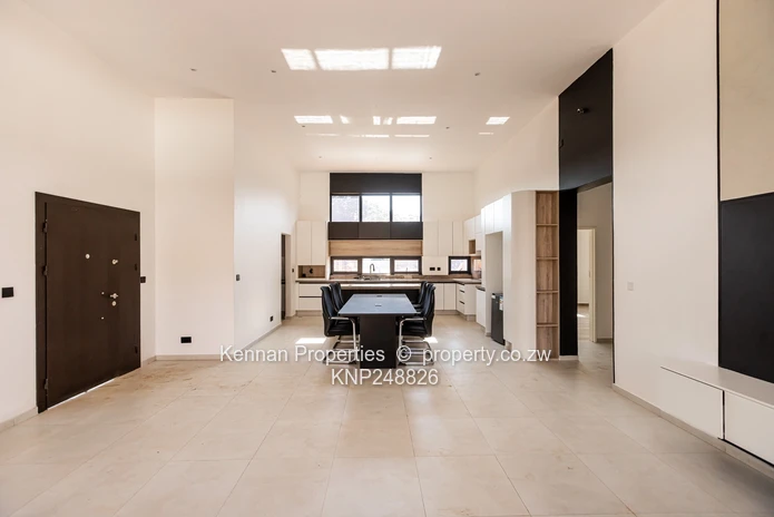 V Residence 36 - Marlborough
