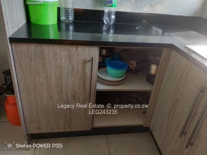 Cozy 1 Bedroom Cottage in Crowhill – Solar & Borehole Included