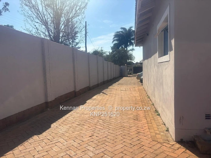Prime office for rent in Pomona, Harare Drive