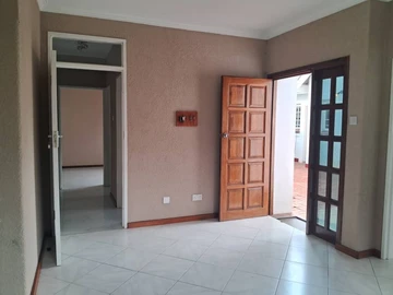 3 Bedroom Garden Flat