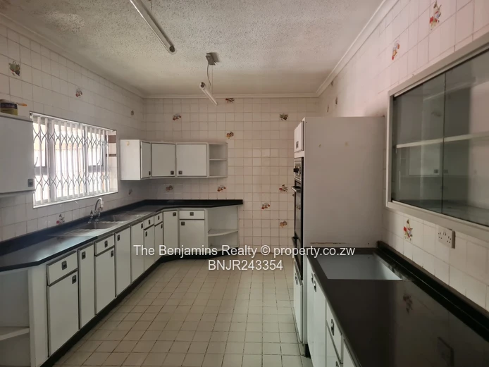 4 Bed House To Let In Belvedere