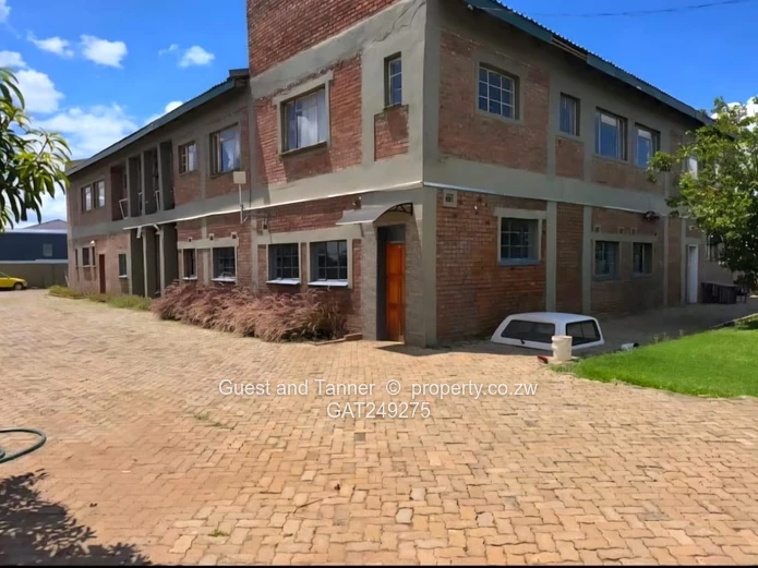 Prime Double-Storey Commercial/ Industrial Complex in Norton Nharira Industrial Area.