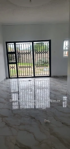 Newly Renovated self contained cottage to rent in Waterfalls 