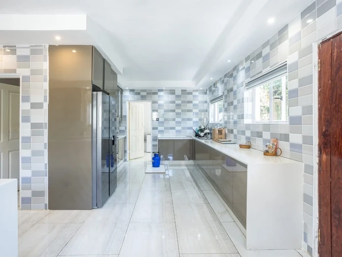 Borrowdale furnished townhouse to rent 