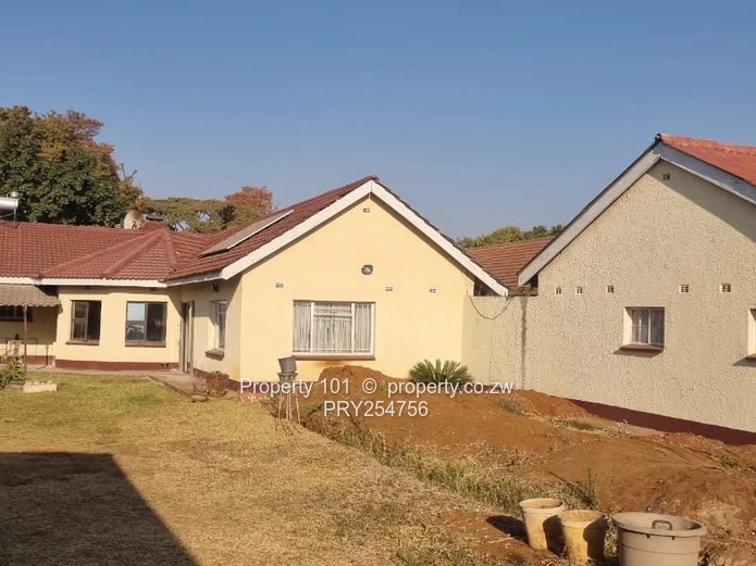 Forsale- Hot Property |A True Gem At An Incredible Price In Borrowdale West