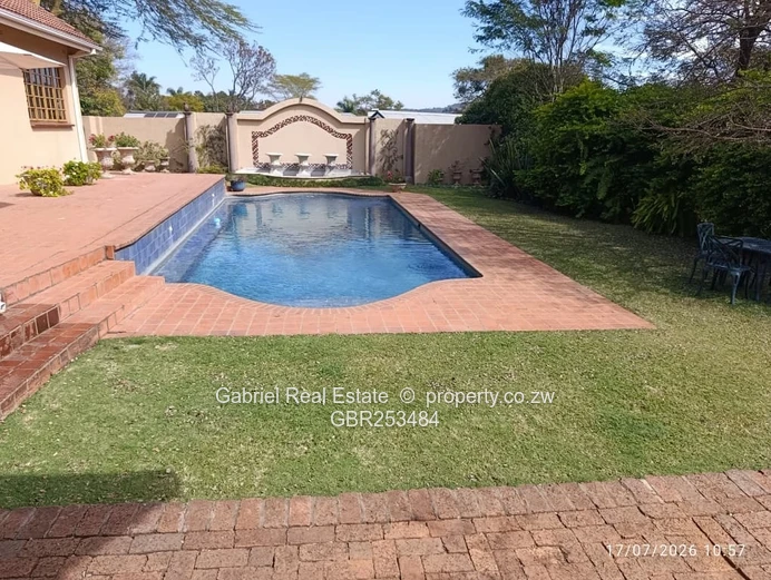 Experience Secured Luxurious Lifestyle !!