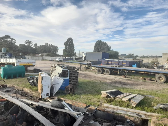Commercial & Industrial Land