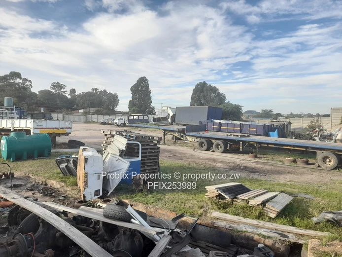 Prime Industrial Stand for Sale in Ruwa