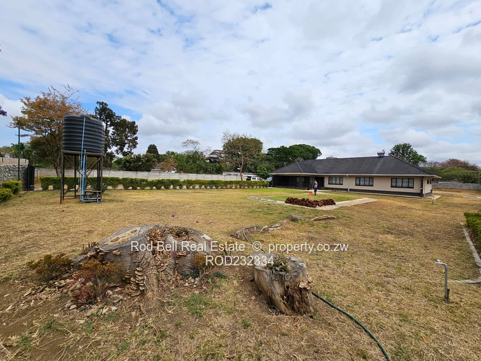 Neat 4-bedroom home close to UZ