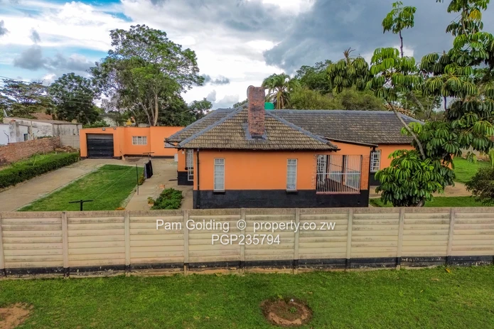 Avondale West | 1,344sqm | Excellent Redevelopment Opportunity (Sole Mandate)