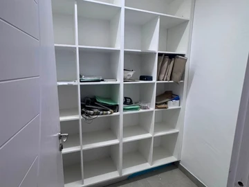 4 Bedroom Flat & Apartment