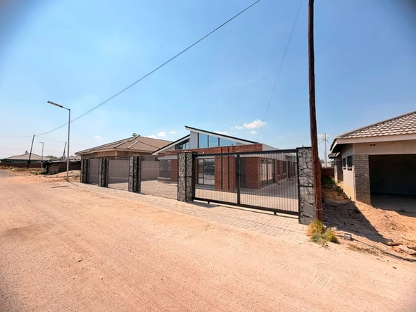 4 Bedroom House