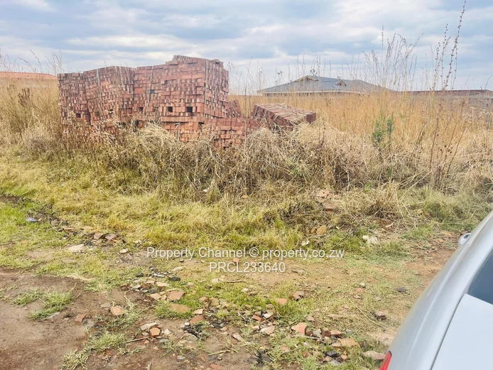 300 sqm Residential Stand in Glaudina