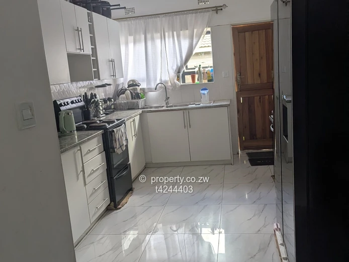 Westlea 2 bedroom cluster apartment to rent 