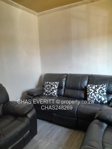 Newly built property in Turf 