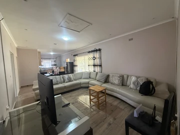3 Bedroom Garden Flat