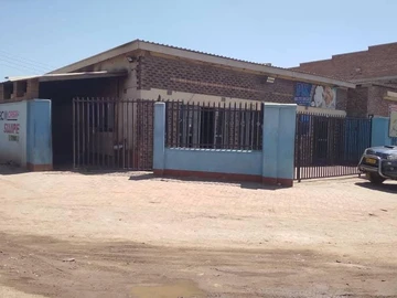 Commercial Building for Sale in Mabvuku 
