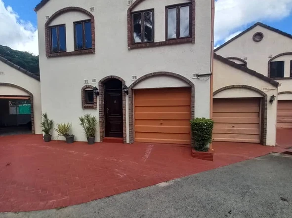 3 Bedroom Townhouse Complex