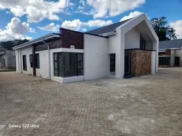 3 Bedroom Garden Flat