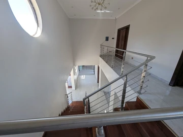 8 Bedroom House