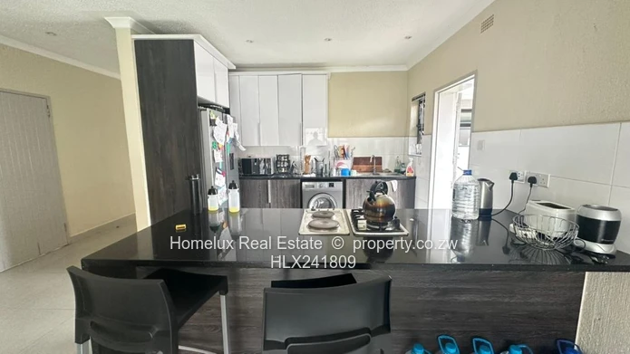 Modern 3-Bedroom Semi-Detached Apartment in Marlborough