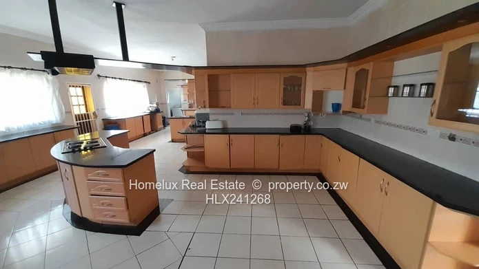 6 bedroom double storey house available for rent in Shawasha Hills estate