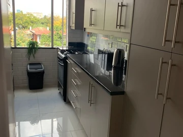 3 Bedroom Flat & Apartment
