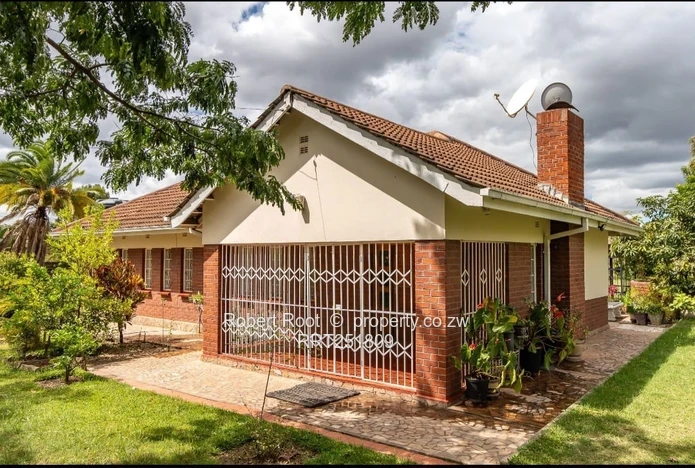  Prime 1-Acre Parktown Property with Separate Cottage