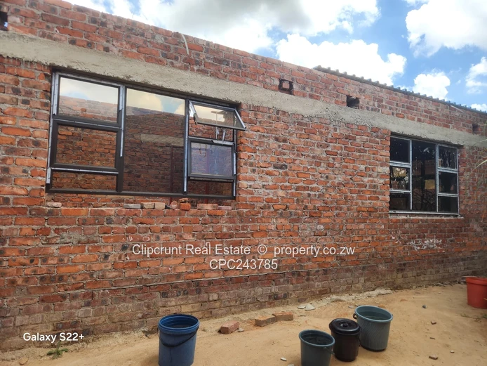 Glenview incomplete house forsale