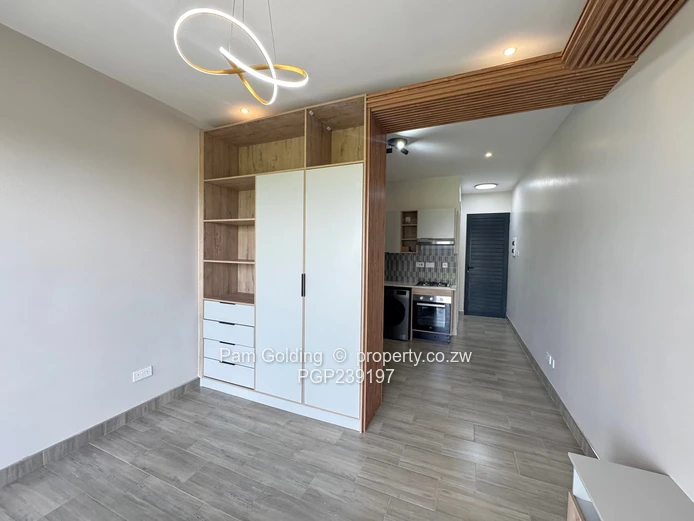 Studio Apartment - Borrowdale West 