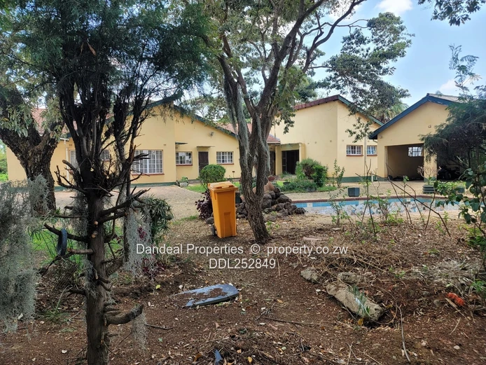 Goodhope 5-Bed Home with Pool & Spacious Grounds