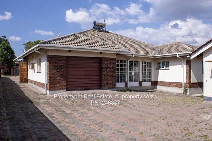 Solid neat family home!!!