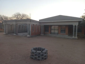 5 Bedroom House
