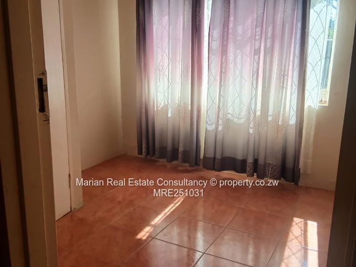 3-Bedroom House, Burnside FOR RENT 