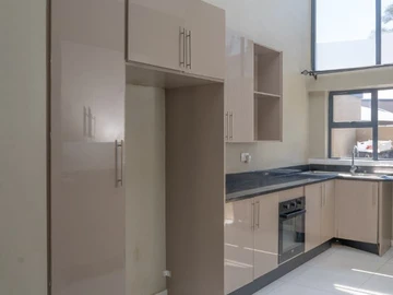 3 Bedroom Garden Flat