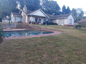 10 Bedroom House