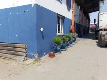 Commercial & Industrial Land