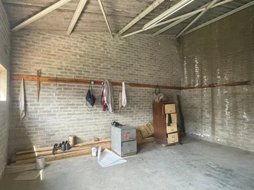 Warehouse & Factory
