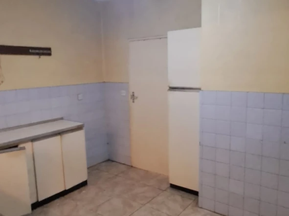 The bedroomed House to Let