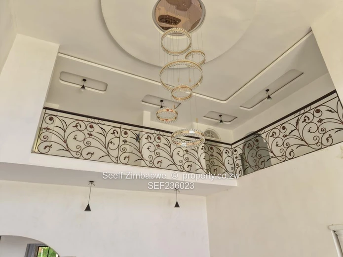 A choice of 3 luxurious clusters-4000sqm