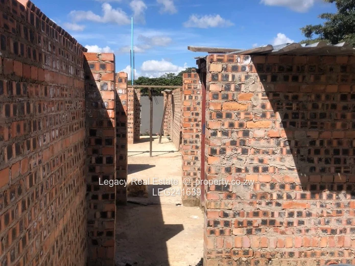 Prime Location: Crowhill Cleverhill Property with Title Deed