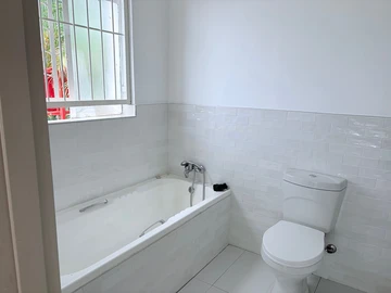 3 Bedroom Garden Flat