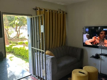 2 Bedroom Garden Flat