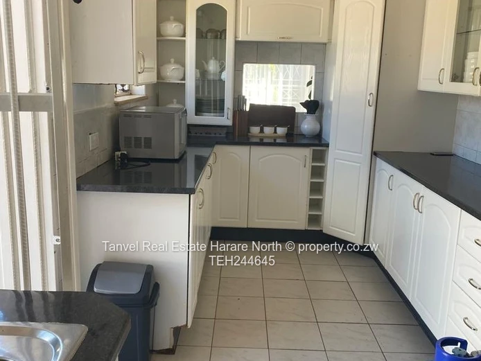 For Sale MABELREIGH SUNRIDGE with Harare Drive Road Frontage $190k  .