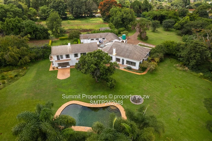 6 Bedroom House for Sale in Helensvale