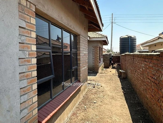 Incomplete 4 Bedroomed House With Clean Deeds