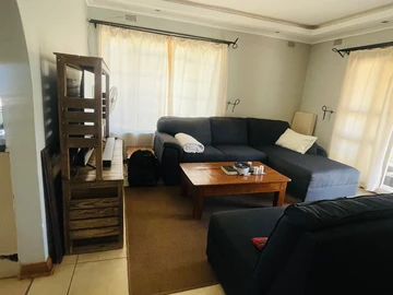 2 Bedroom Garden Flat