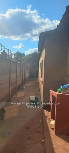 7 roomed house for sale (Sole Mandate)