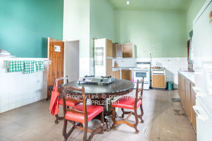 Spacious Family Home On 1-Acre Corner Stand (Sole Mandate)